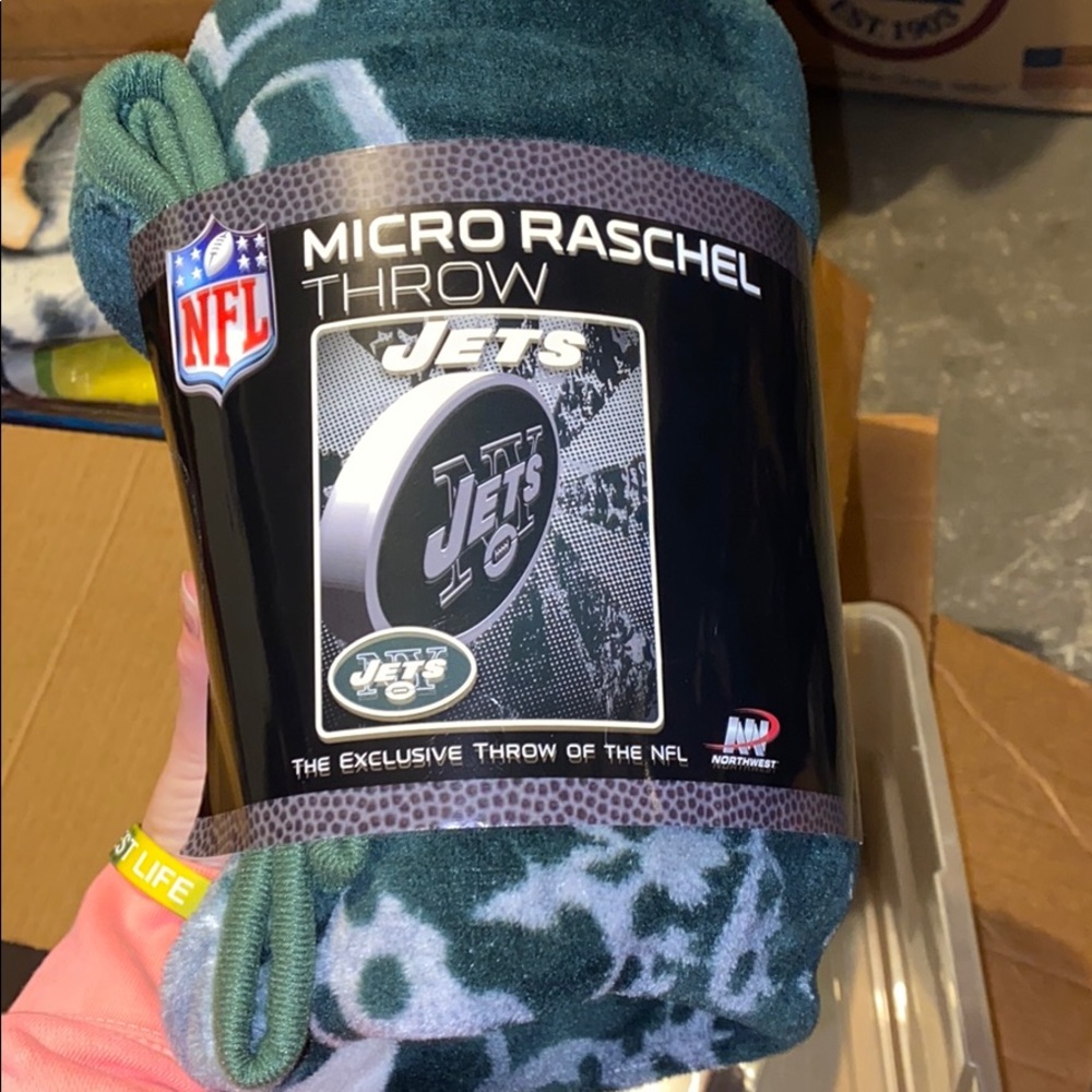 Jets throw blanket
